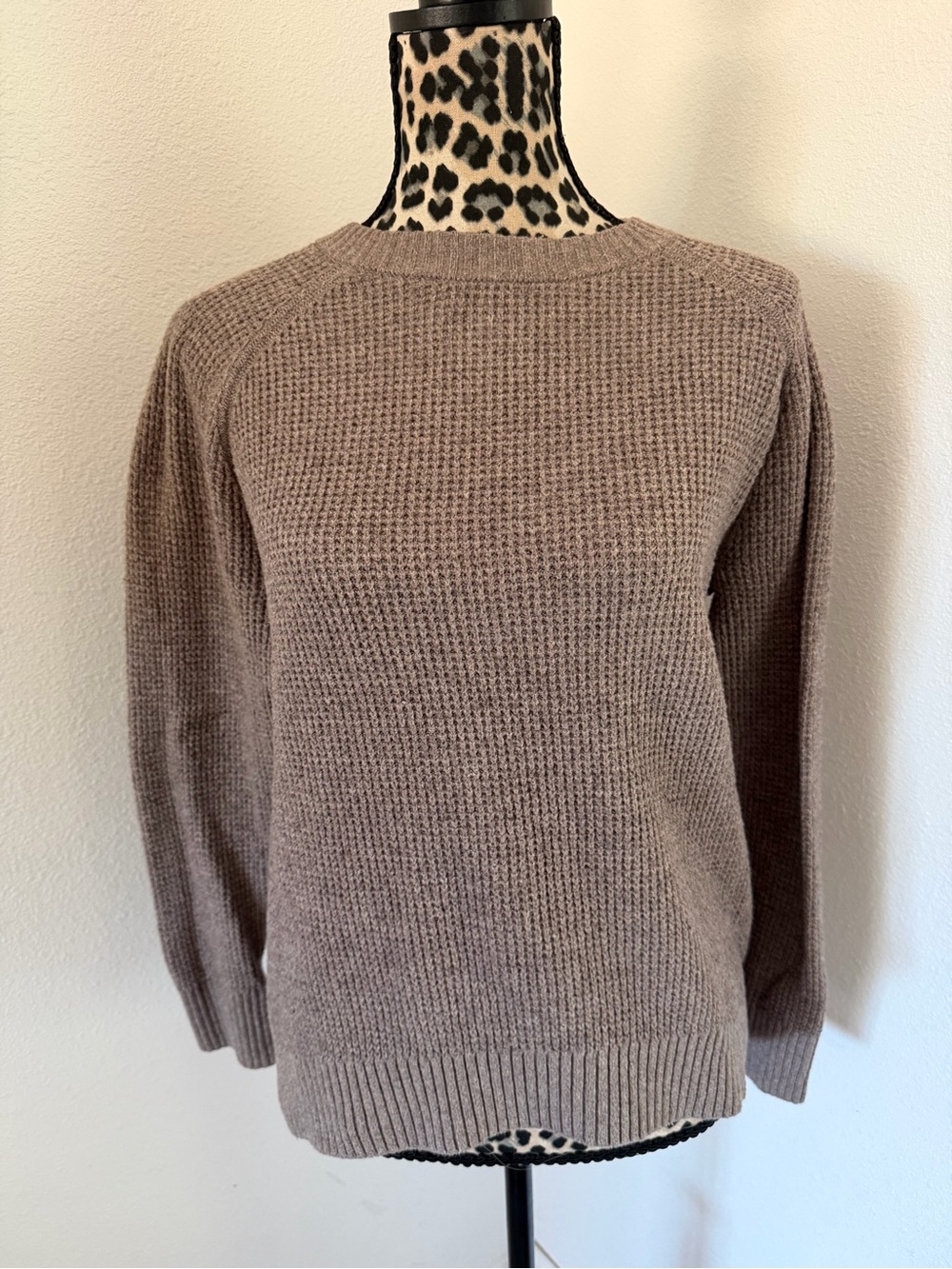 Old Navy Men's Crewneck Waffle Knit Sweater - Taupe